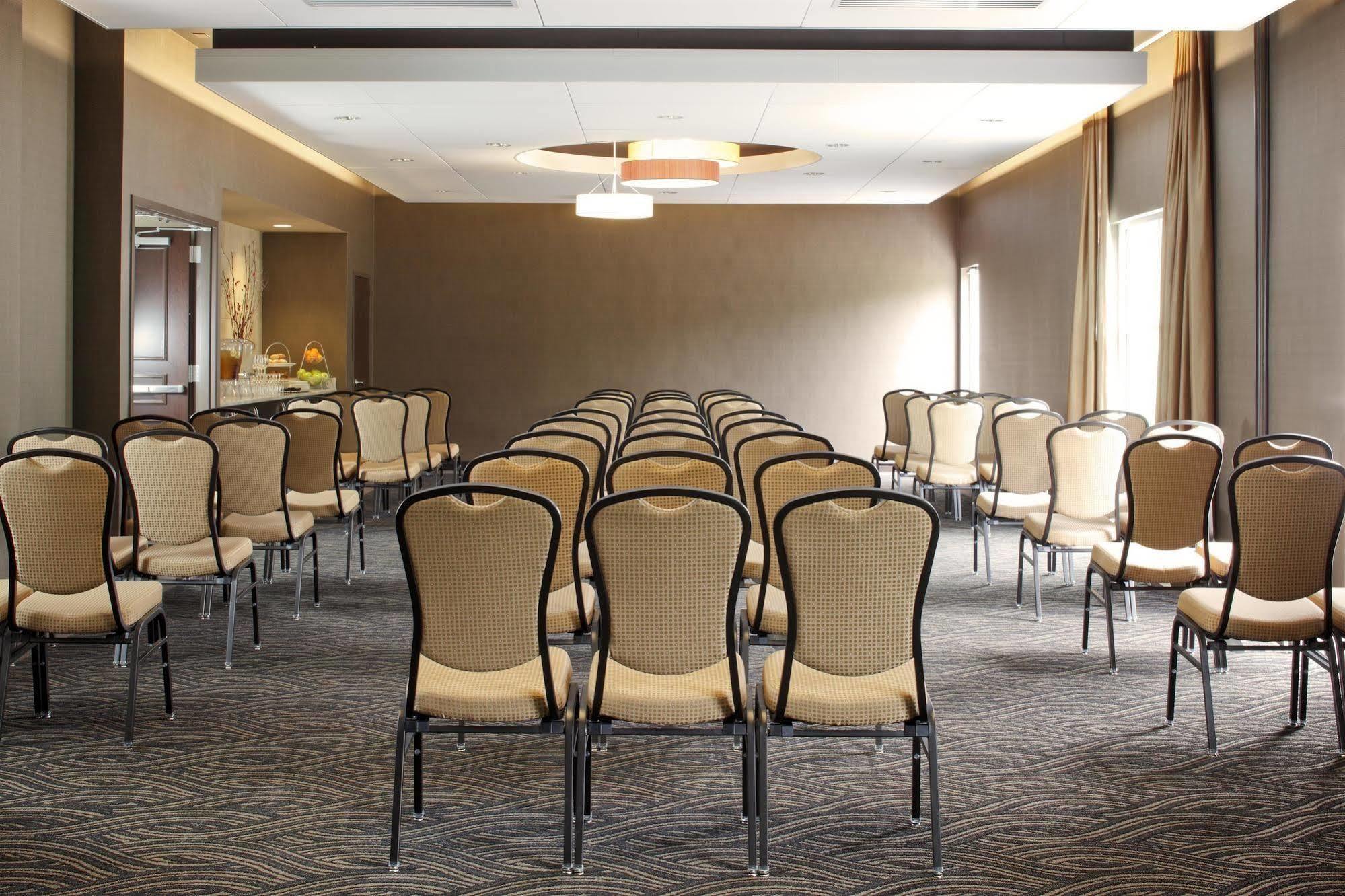 Hotel Hyatt House Shelton Extérieur photo